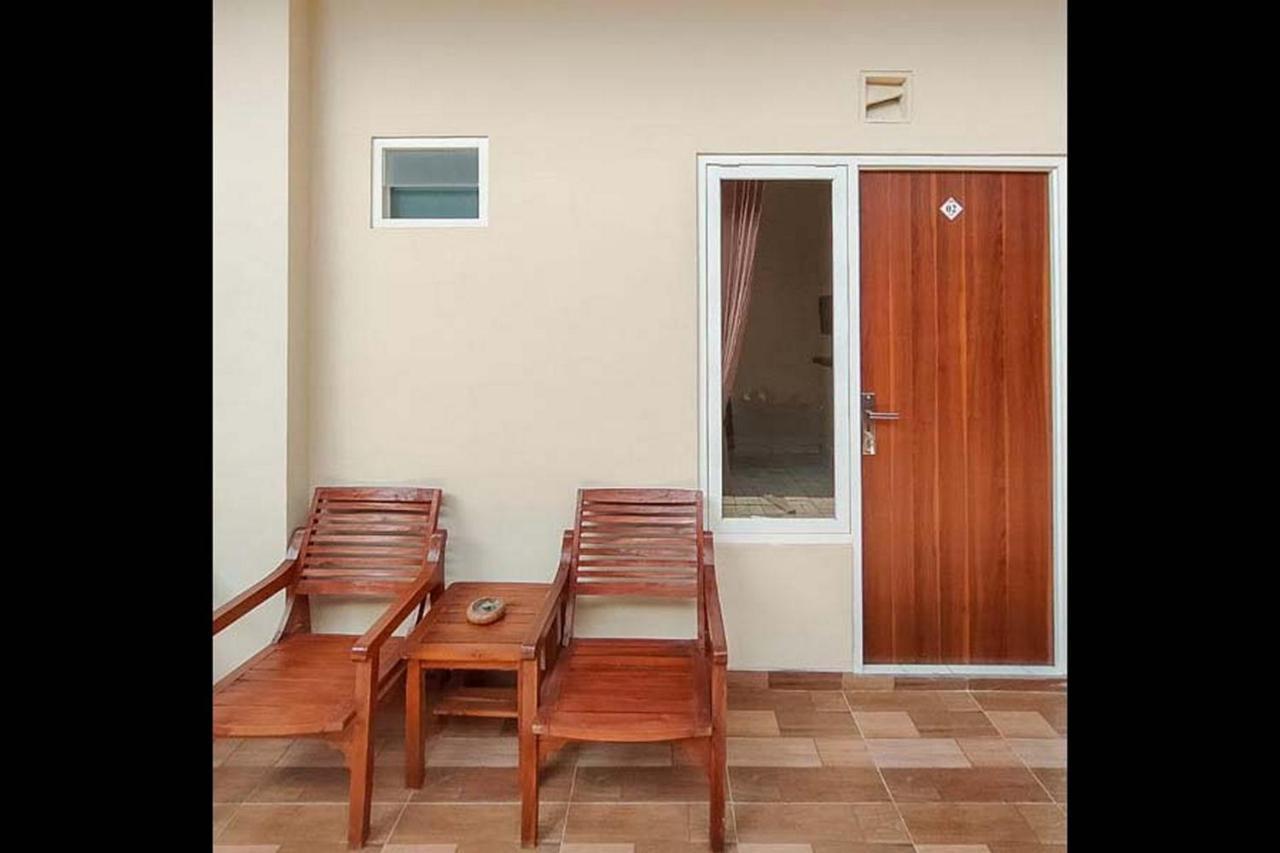 Hotel Reddoorz Near Bns Batu Tlekung Exterior foto